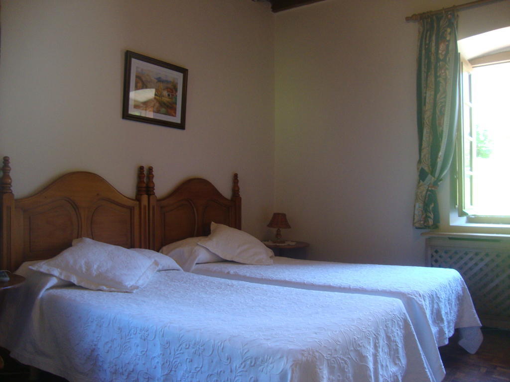 Hotel Rural Genestoso Habitación foto