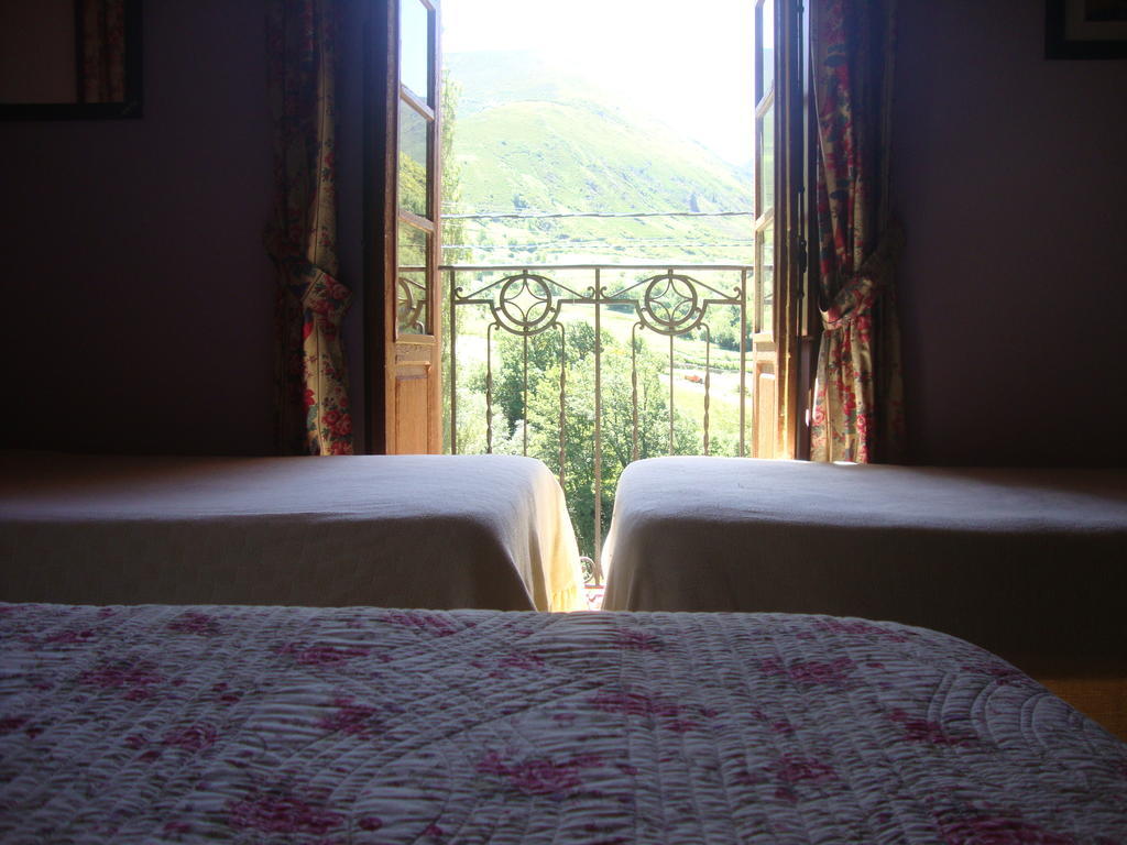 Hotel Rural Genestoso Habitación foto
