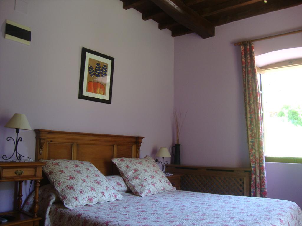 Hotel Rural Genestoso Habitación foto